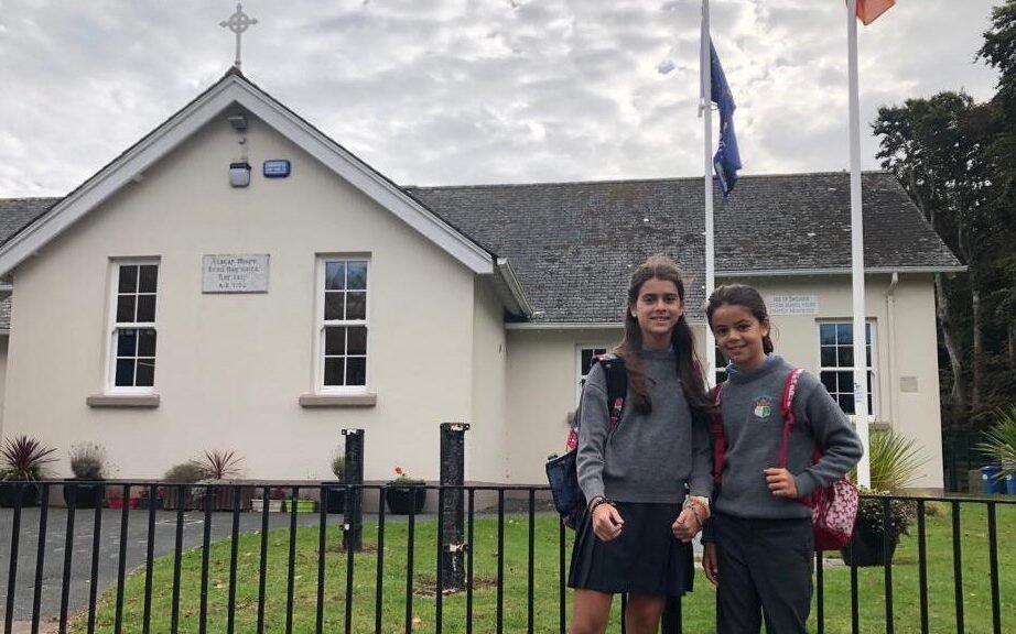 Año- Escolar-irlanda-estudiantes-aprendiendo-ingles.jpg